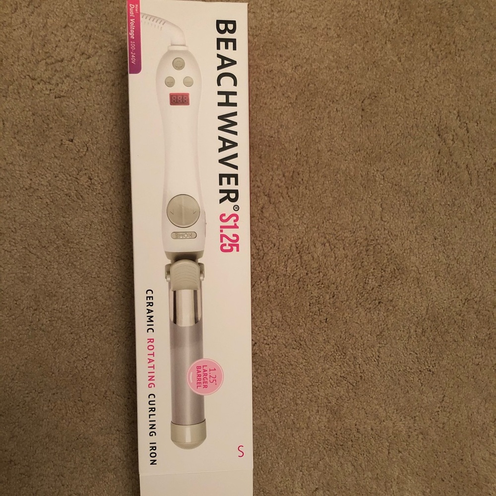 Beachwaver S1.25. New with box.